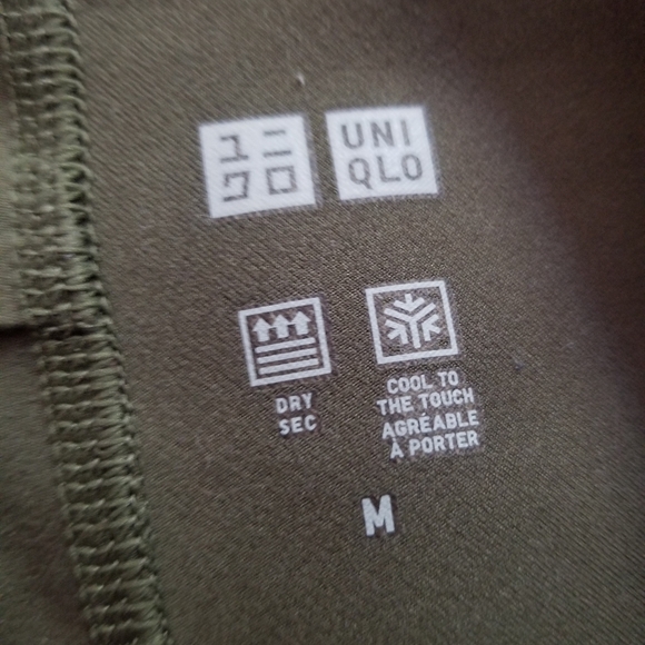 Airism Uniqlo bike shorts - Picture 4 of 4
